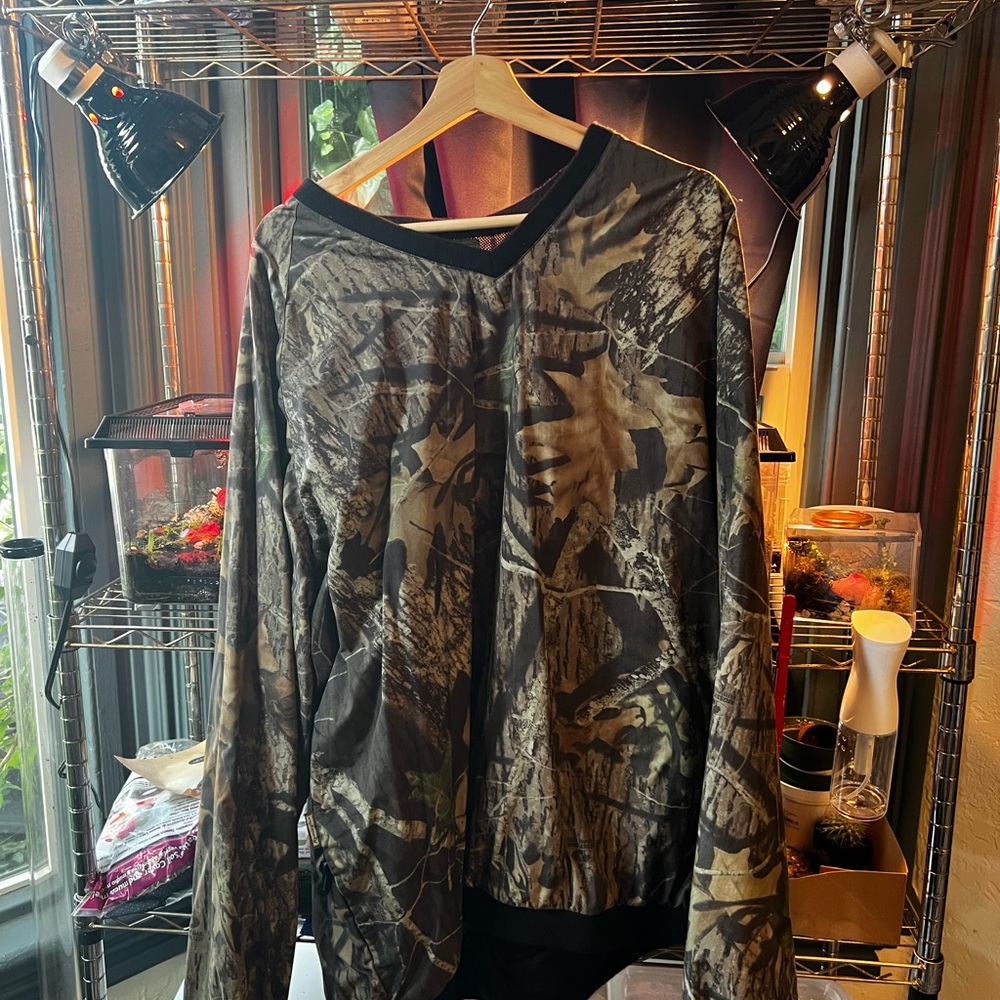 Realtree pullover - Picture 2 of 2